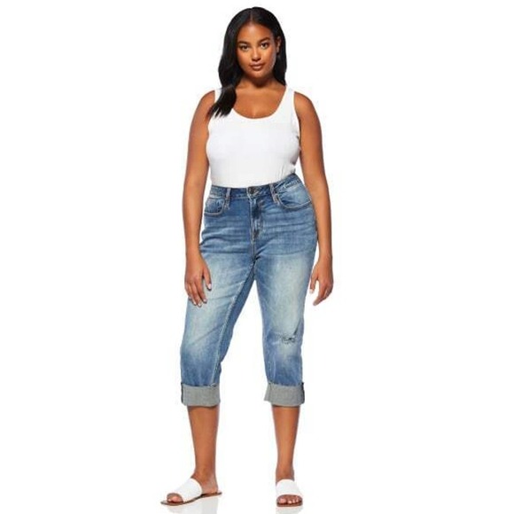 Vigoss Marley Distressed Midrise Cuffed Capri Light Wash Plus Size 22 H14763 - Picture 14 of 14